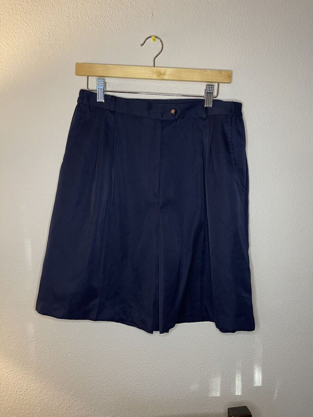 Coral Bay Womens Blue Shorts Size 12 Golf Blue Vintage Shorts Pleated